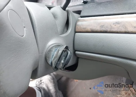 2000 Ford Crown Victoria Lx из США, поврежденный, VIN 2FAFP74W1YX168424